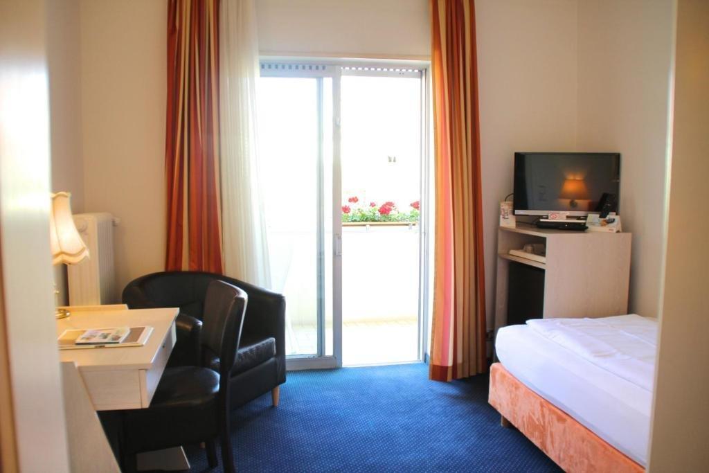 Akzent Hotel Atrium Baden Bad Krozingen Bagian luar foto
