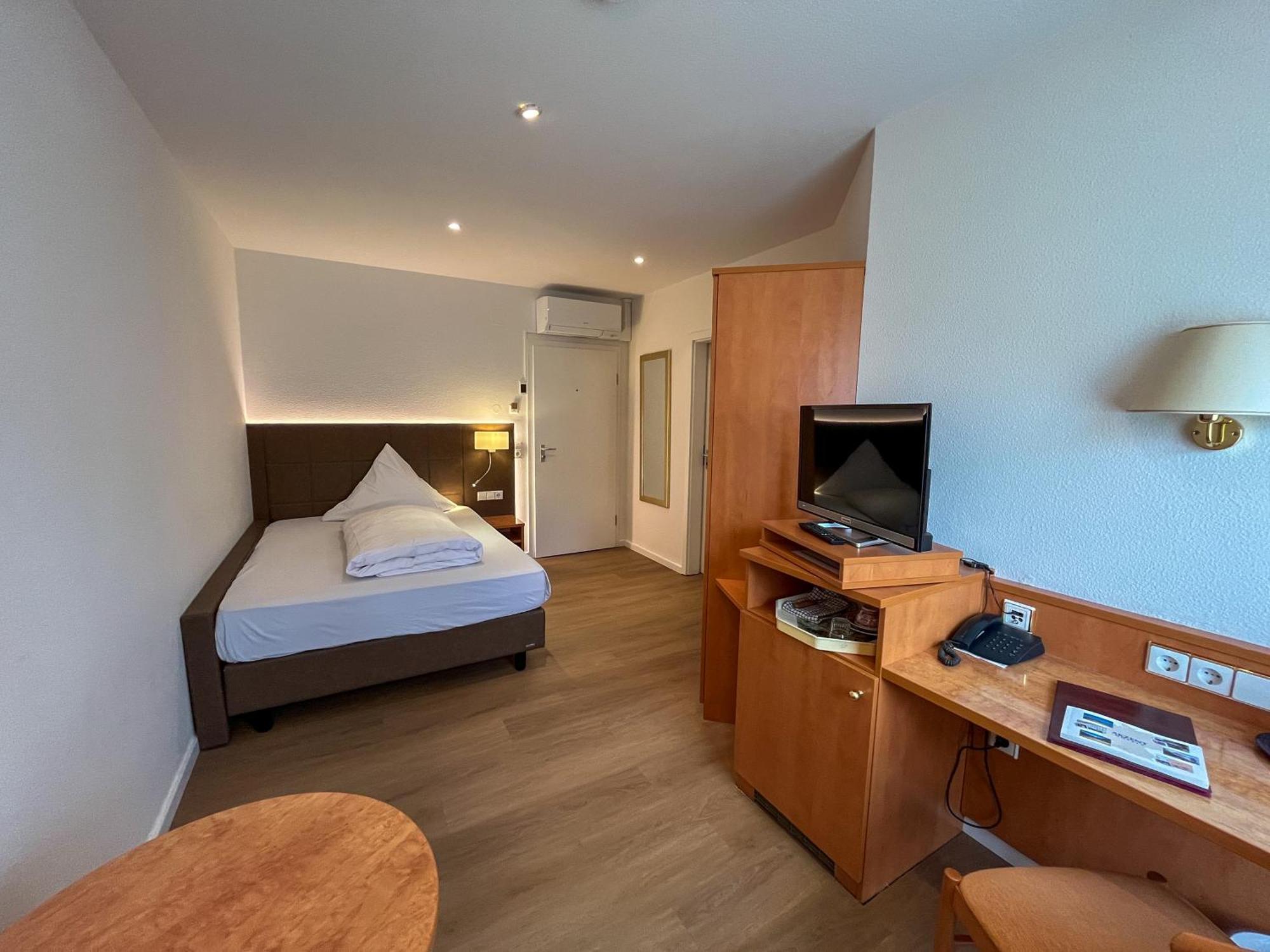 Akzent Hotel Atrium Baden Bad Krozingen Bagian luar foto